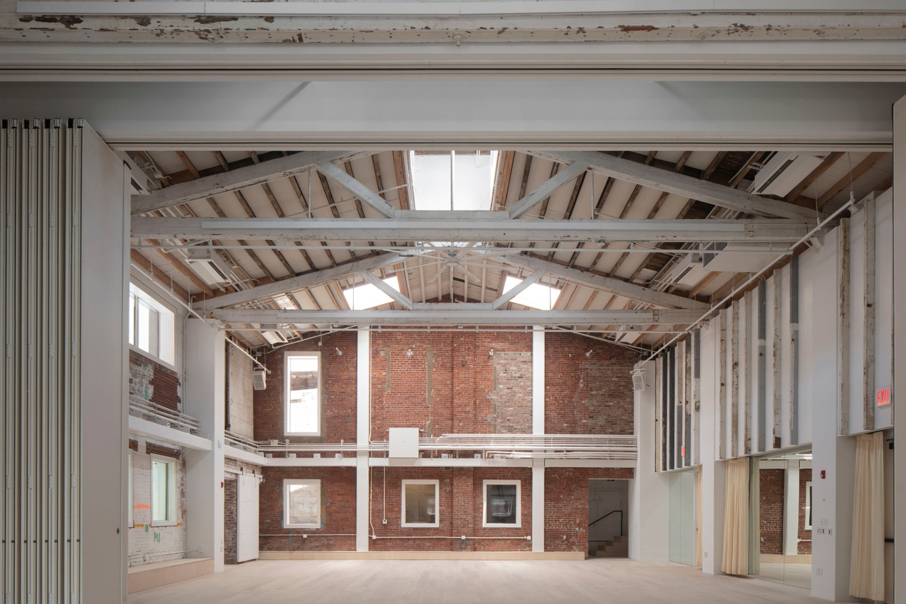 The Mercury Store, &copy; Naho Kubota