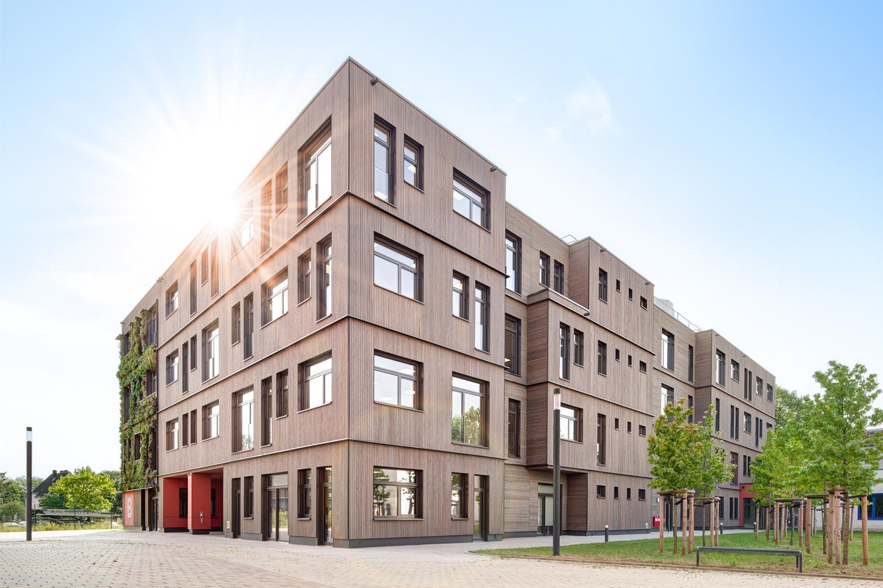Die Reinoldi-Gesamtschule ist ein Leuchtturmprojekt f&uuml;r moderne Schularchitektur in Modulbauweise. &copy; ALHO | Markus Steur