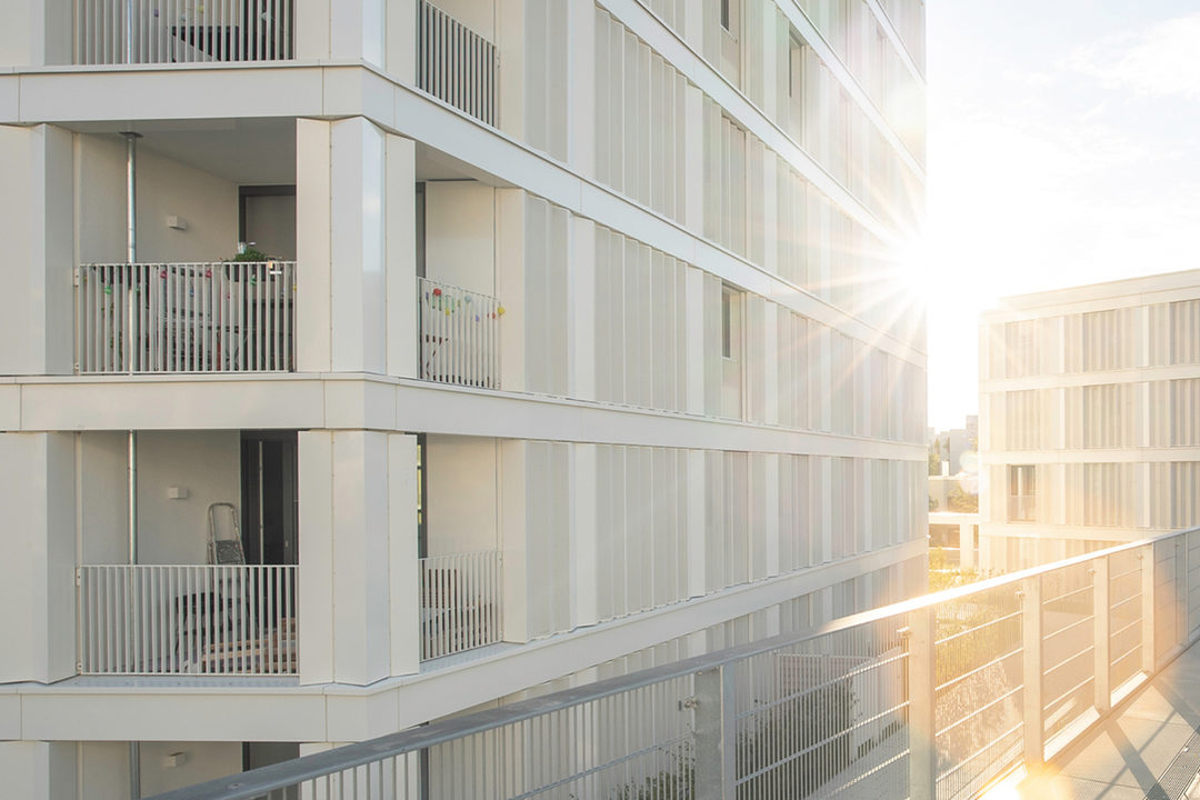 Sonnenschutz, Raumakustik und Schallschutz